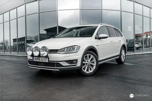 Volkswagen Golf Alltrack 2.0 4M 184hk / Kamrem bytt / Drag